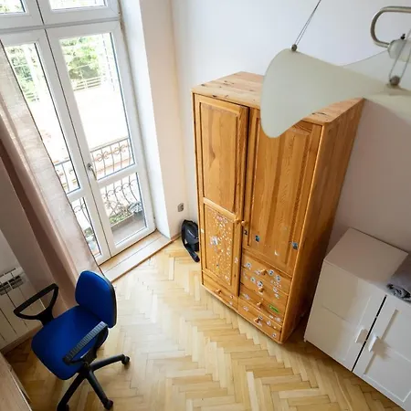 6 Bedroom Apartment With 2 Bathrooms In Old Town! * クラクフ